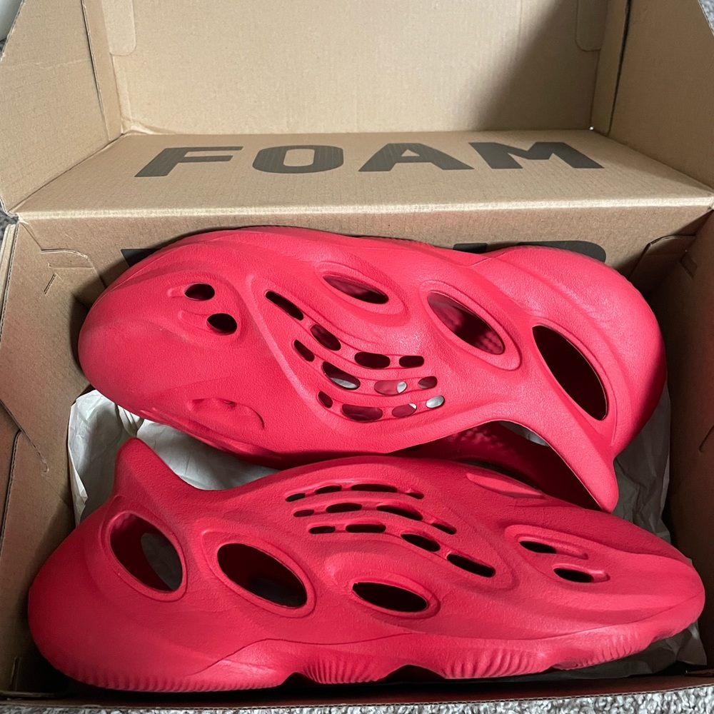 Yeezy Foamrunners